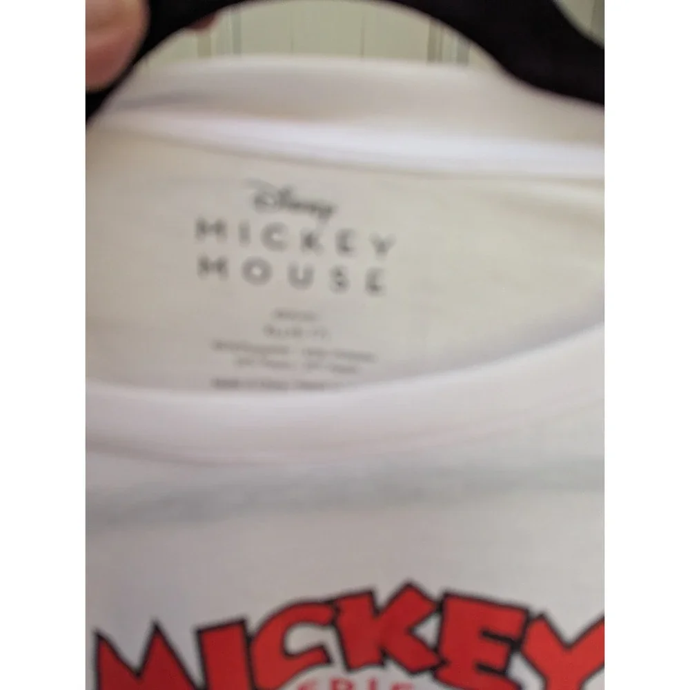 white t shirt‎ women's With Mickey And Friends.  Size 15-17 XL - Picture 3 of 4